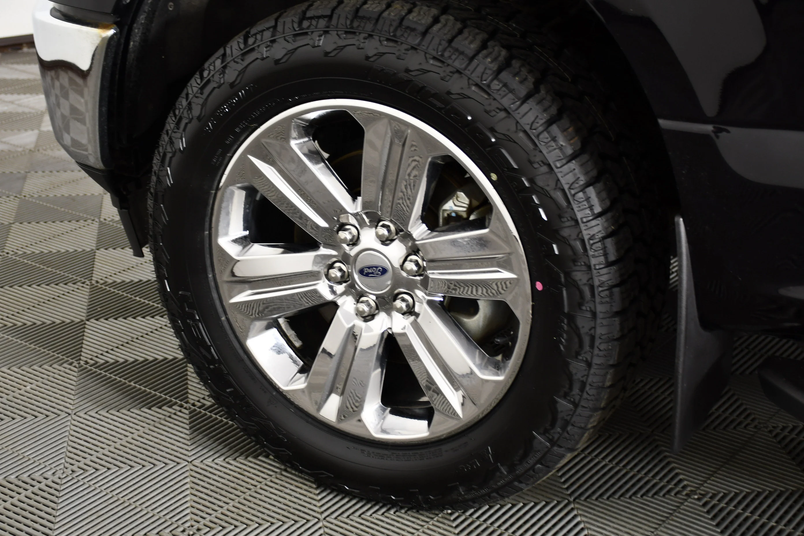 Used 2019 Black Metallic Ford XLT image 57
