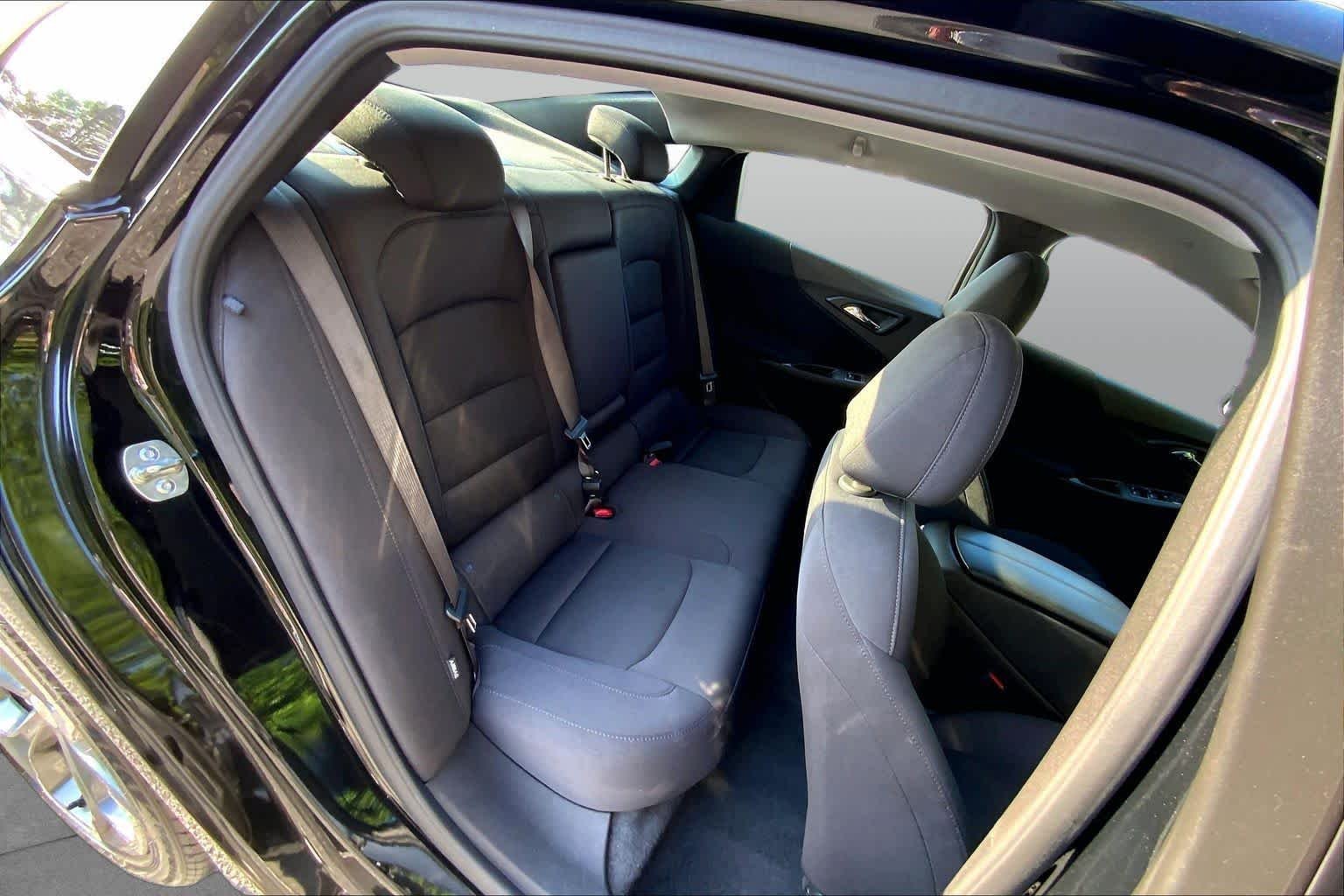 Used 2024 Mosaic Black Metallic Chevrolet LT image 17
