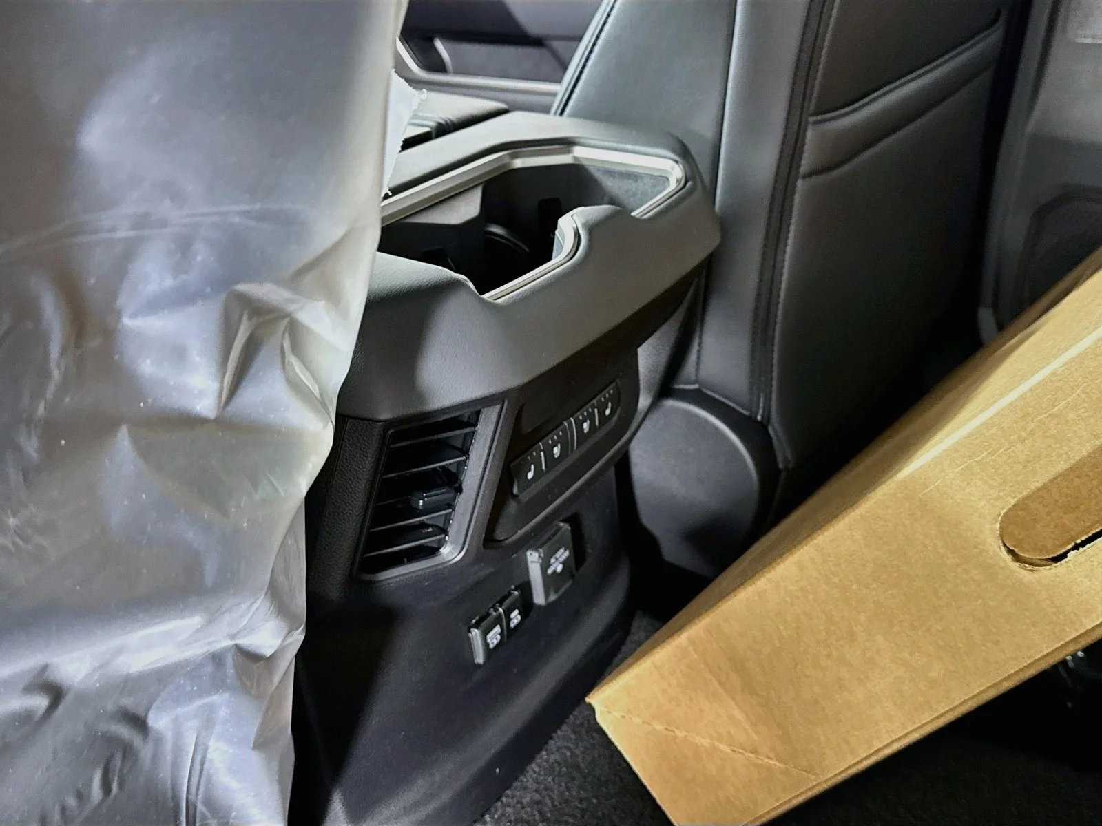 2026 Toyota Tundra Platinum - Photo 14