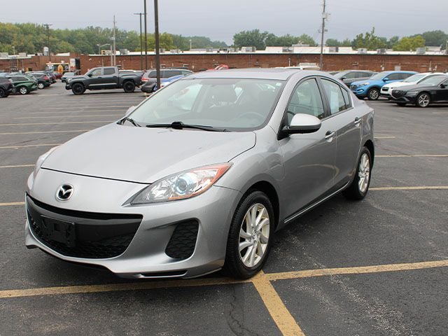 Used 2012 Mazda MAZDA3 i Touring with VIN JM1BL1V79C1607945 for sale in North Olmsted, OH