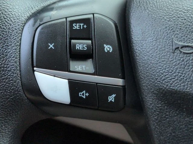 Certified Used 2020 White Metallic Ford SE image 24