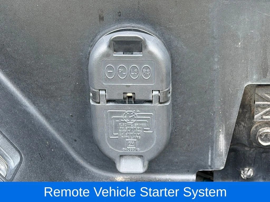 Used 2021 Gray GMC AT4 image 19