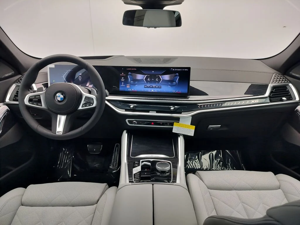New 2027 Mineral White Metallic BMW xDrive40i image 11