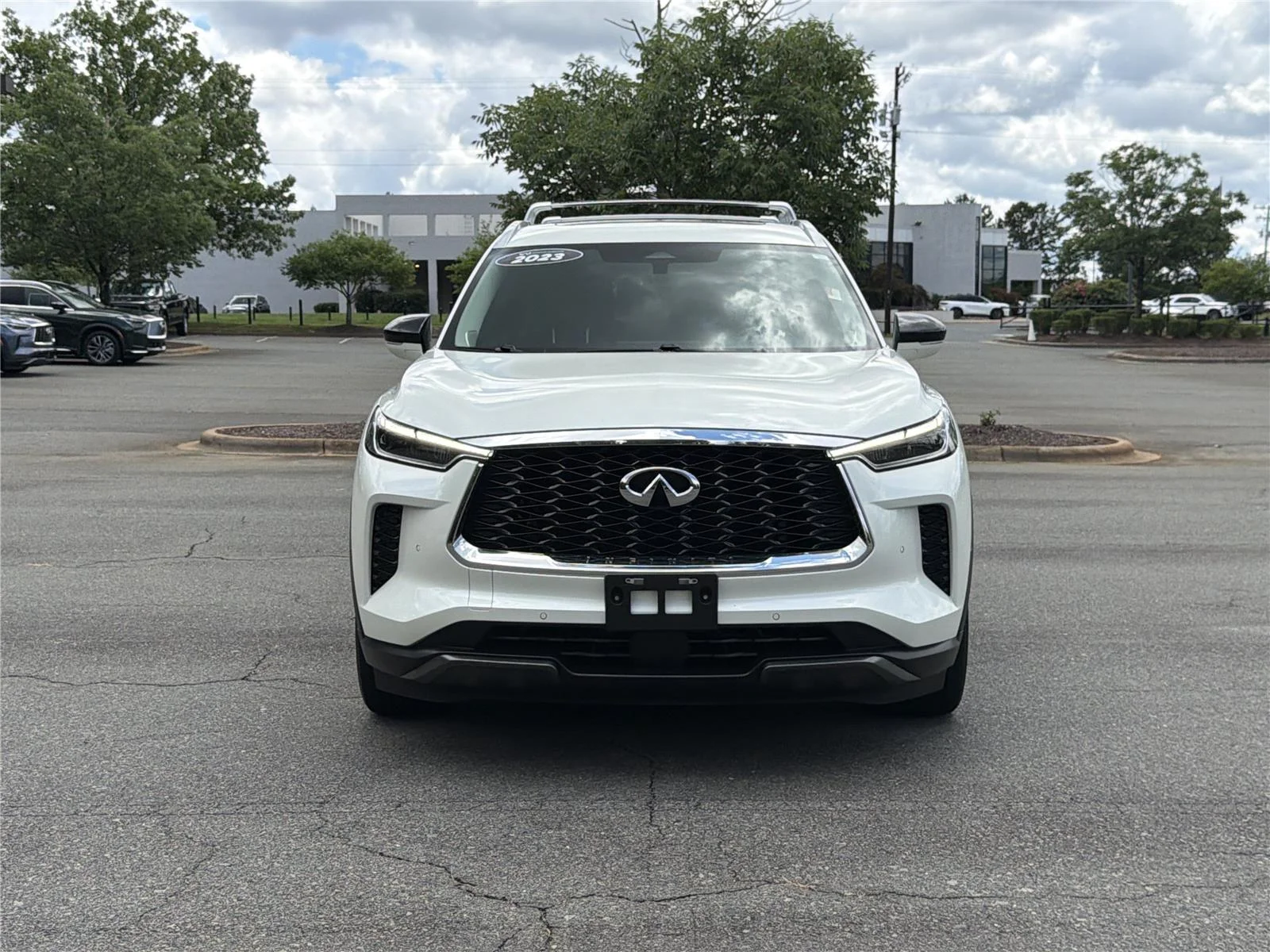 Certified Used 2023 Majestic White INFINITI SENSORY image 32