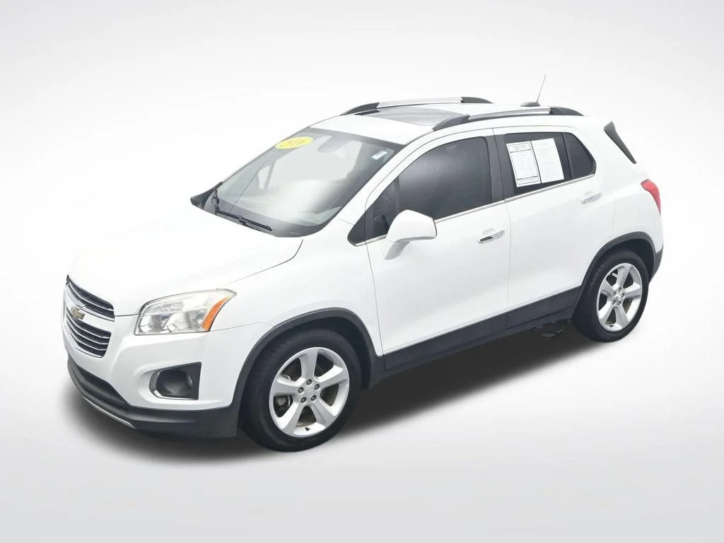 Used 2016 Summit White Chevrolet LTZ image 29