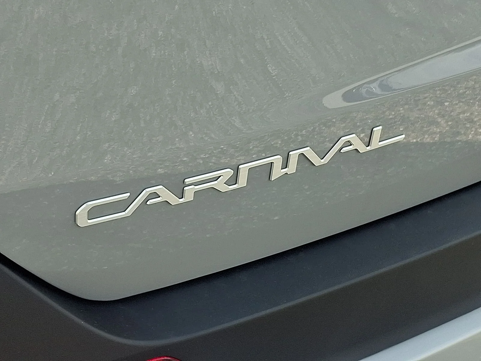 New 2027 White Kia LX image 22