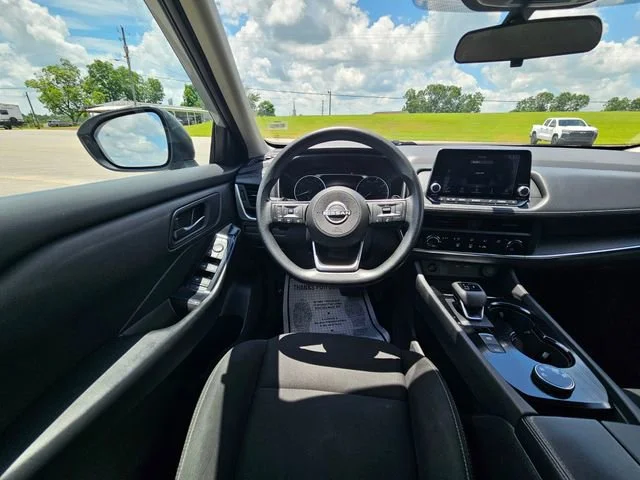 Used 2024 Silver Nissan S image 13