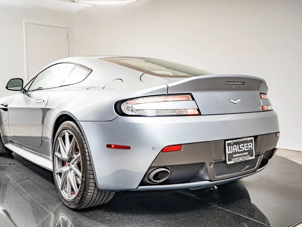 Used 2015 Skyfall Silver Aston Martin  image 20