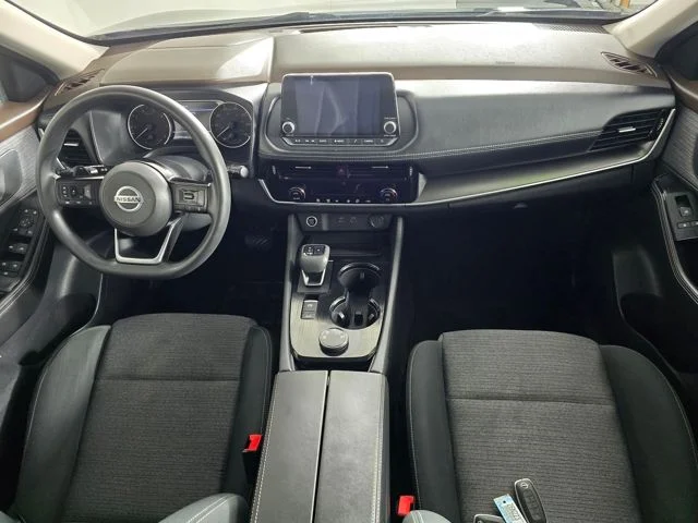 Used 2021 Black Nissan SV image 8