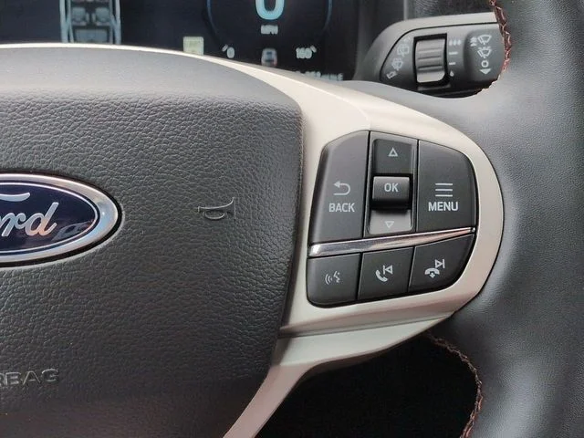 New 2027 Blue Ford 4DR RWD ACTIVE image 28