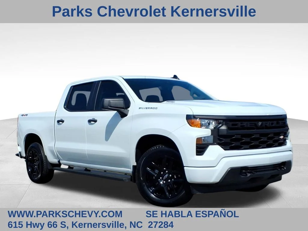 Used 2025 White Chevrolet Custom image 1