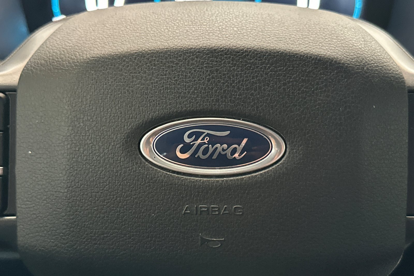 Used 2021 White Ford Lariat image 32