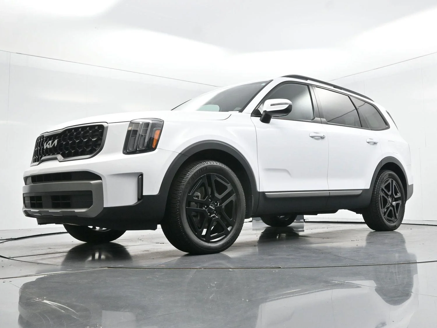 Used 2023 Glacial White Pearl Kia EX X-Line image 52