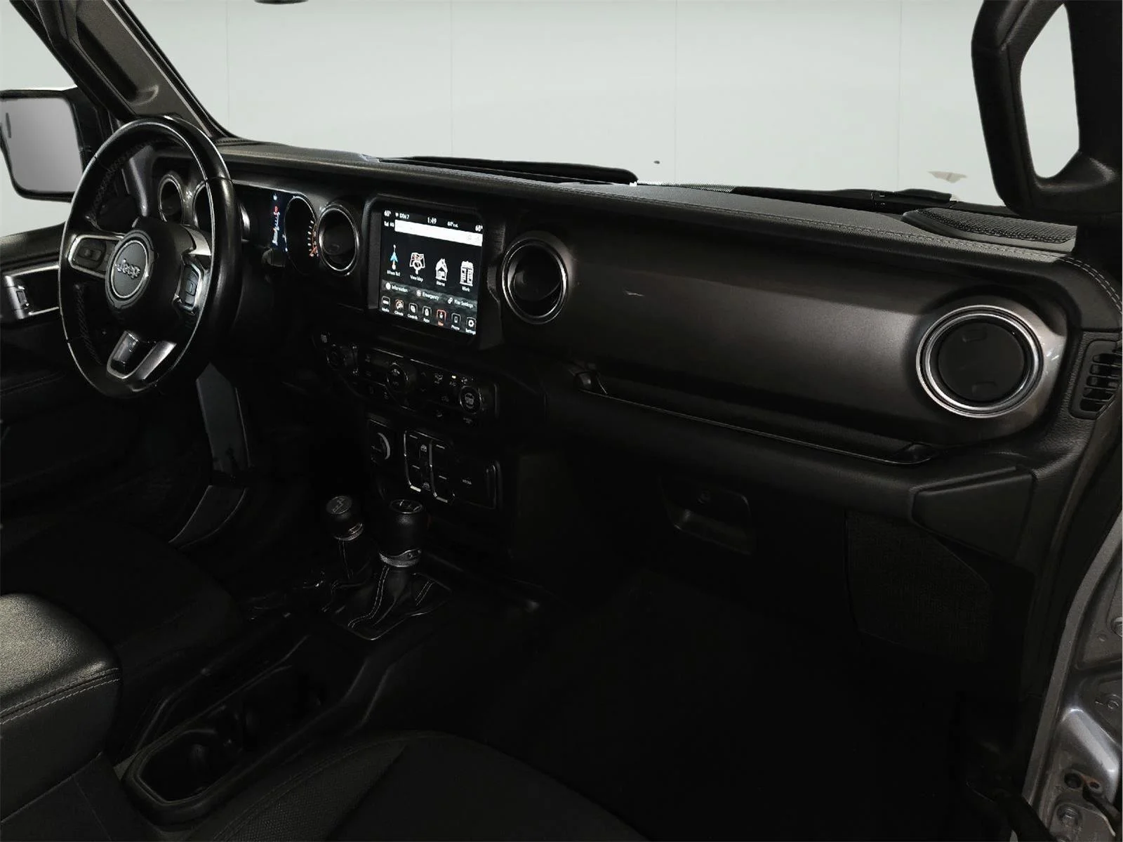 Used 2020 Billet Silver Metallic Jeep Sahara image 42