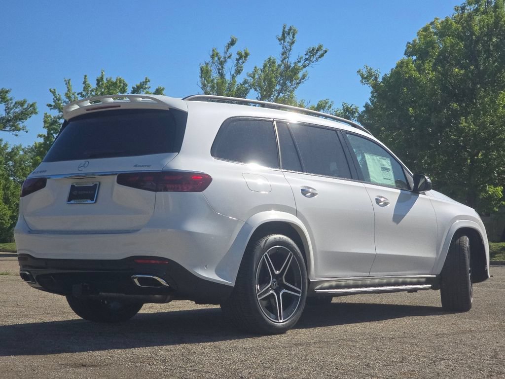 New 2026 MANUFAKTUR Moonlight White Metallic Mercedes-Benz GLS 450 image 56