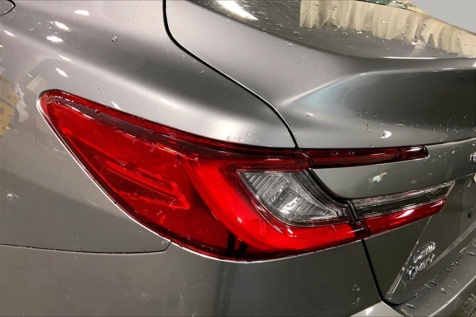 2025 Toyota Camry XLE - Photo 29