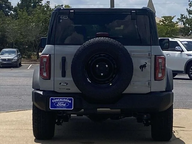 New 2026 Avalanche Gray Ford Outer Banks image 4