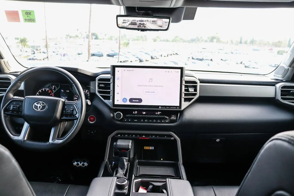 Used 2022  Toyota Limited image 14