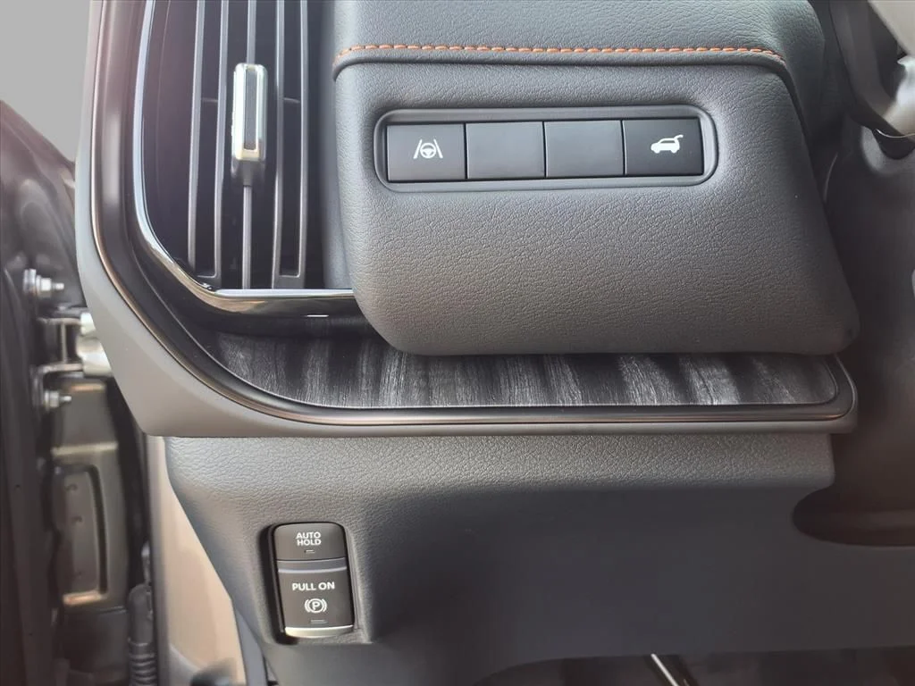 2026 Nissan Armada PRO-4X - Photo 12