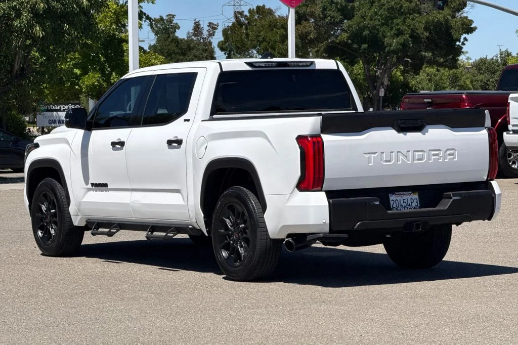 Used 2022 White Toyota SR5 image 8