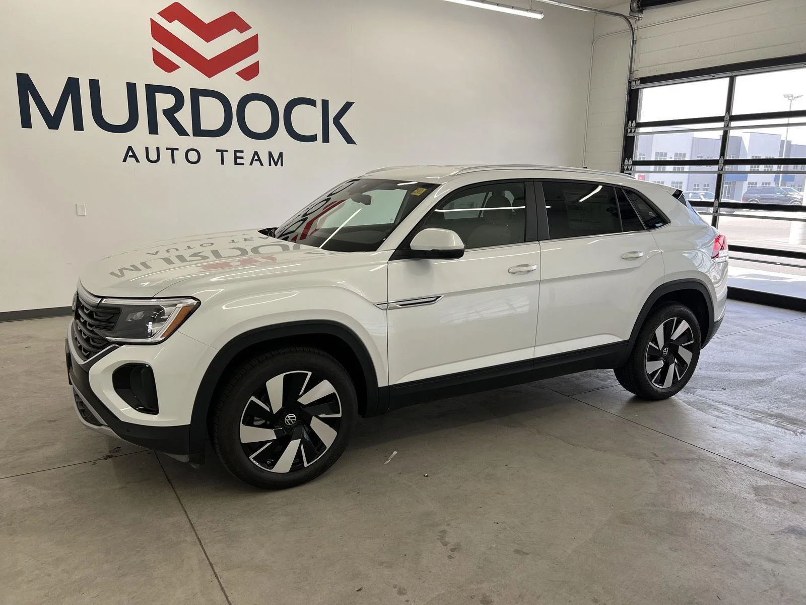 2026 Volkswagen Atlas Cross Sport 2.0T SE w/Tech 4MOTION's photo