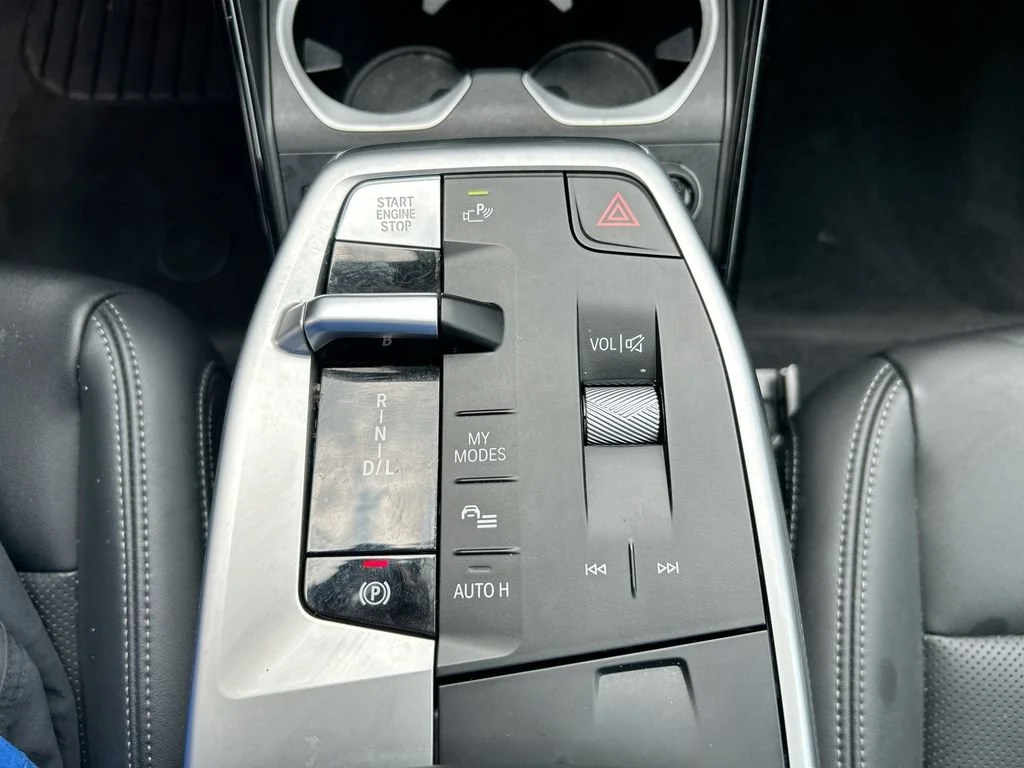 Used 2024 Bk BMW xDrive28i image 19