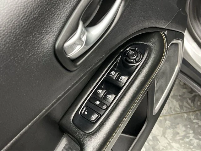 2020 Jeep Compass Latitude - Photo 7