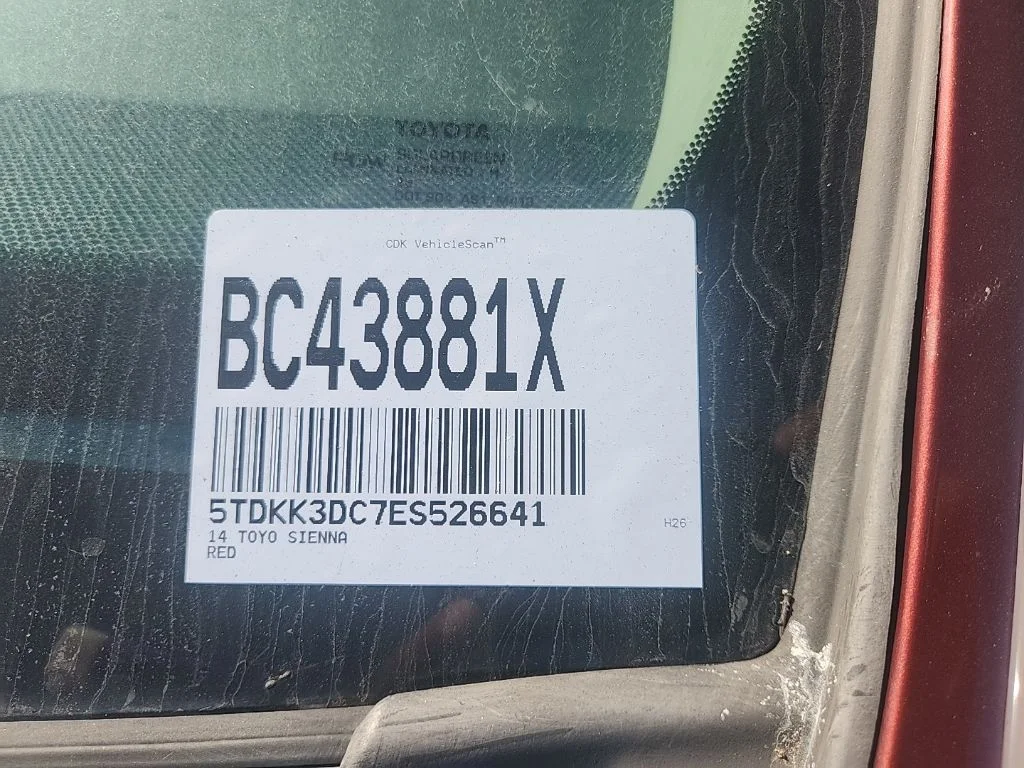 Used 2014 Red Toyota LE image 4