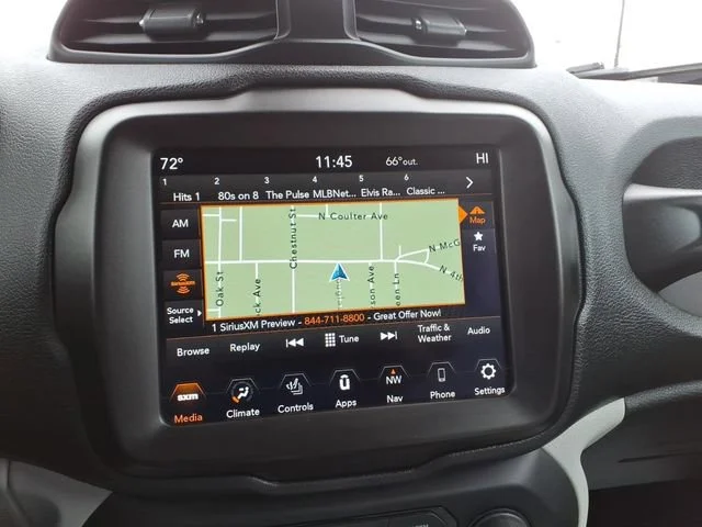 2022 Jeep Renegade Latitude - Photo 18