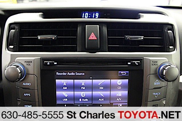Used 2015 Gray Toyota SR5 image 7