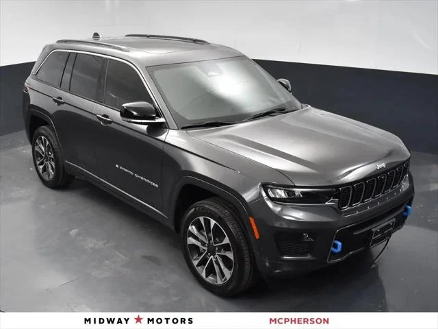 New 2024 Baltic Gray Metallic Clear-Coat Exterior Paint Jeep Overland image 1