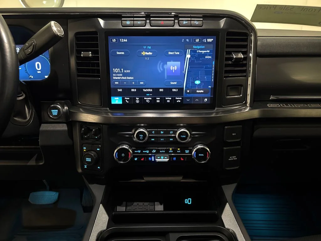Used 2024 Gray Ford Lariat image 22