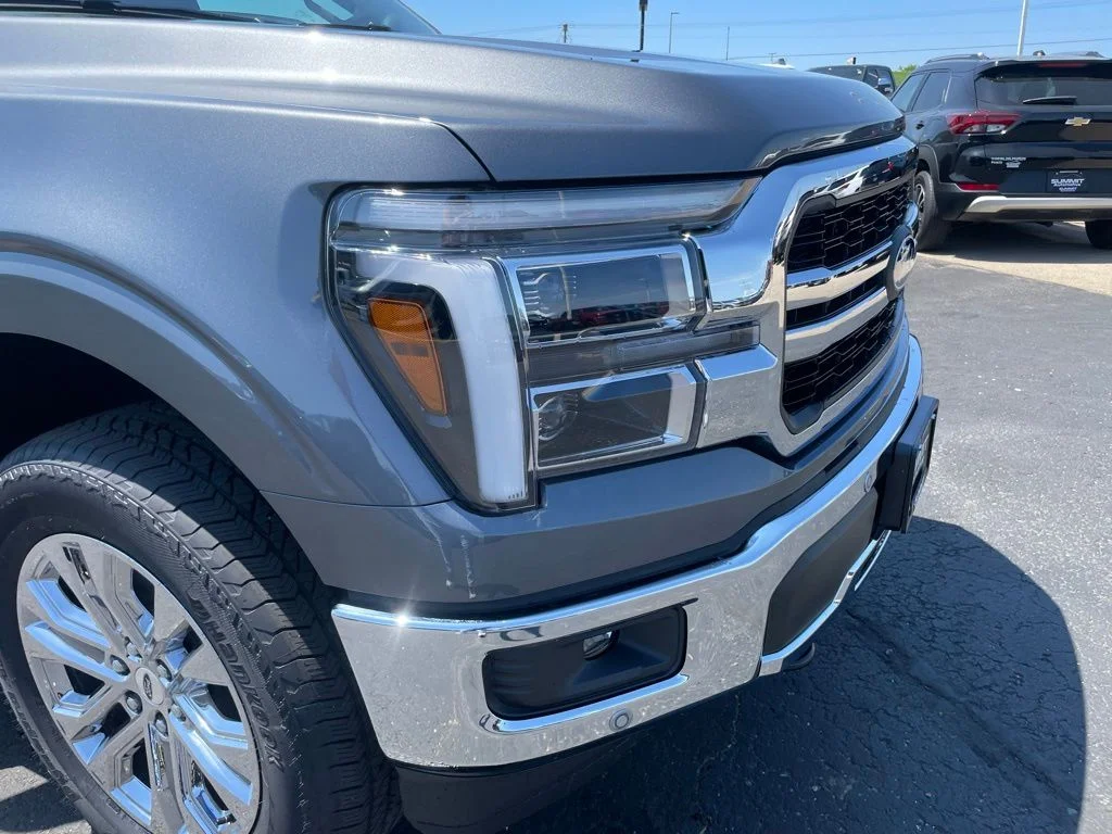 New 2026 Carbonized Gray Metallic Ford Lariat® image 30