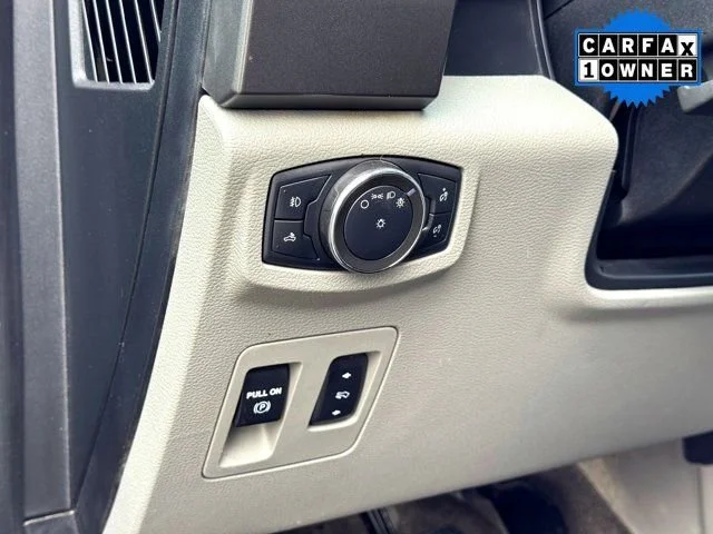 Used 2020 Black Ford XLT image 13