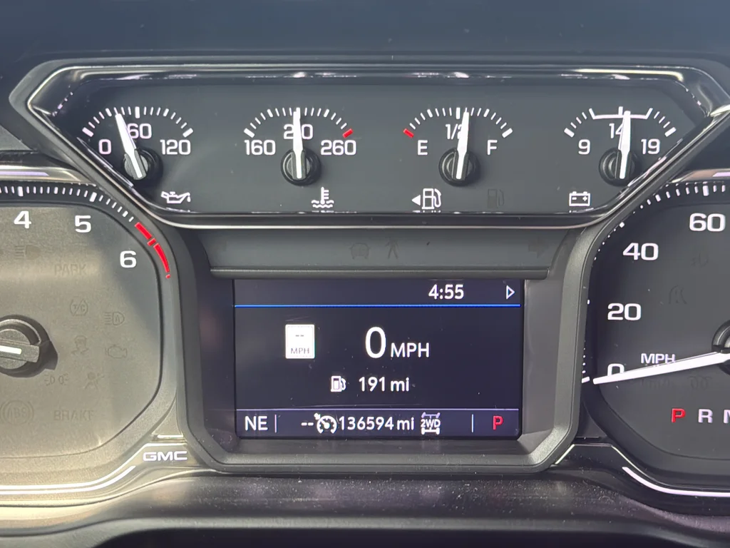 Used 2021 Black GMC AT4 image 26