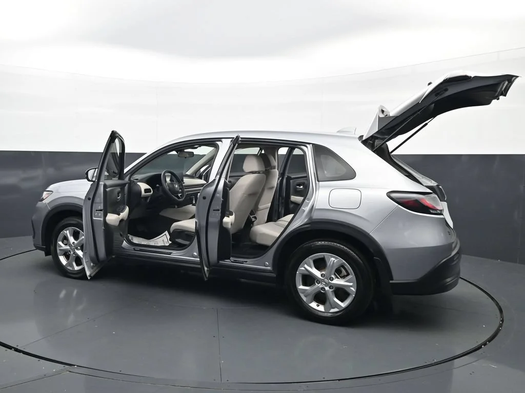 2025 Honda HR-V LX - Photo 47