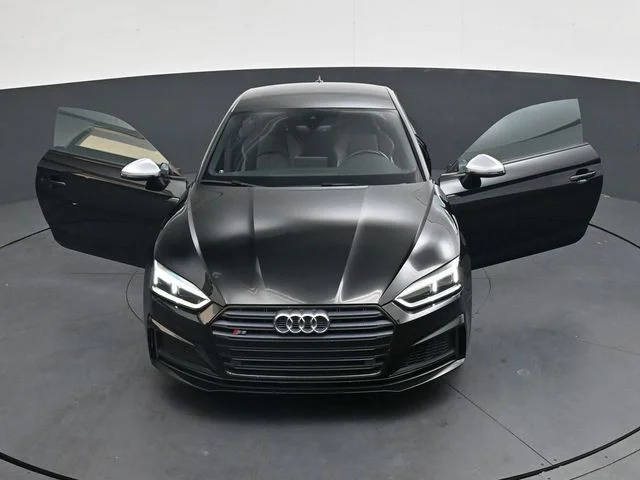 Used 2018 Black Audi 3.0T Premium Plus image 41