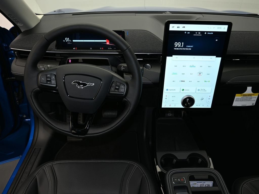2025 Ford Mustang Mach-E Premium - Photo 15