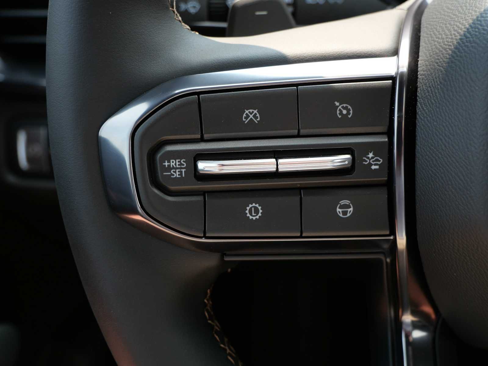 2026 GMC Acadia AT4 - Photo 19
