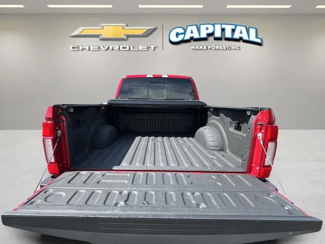 Used 2022 Red Ford LARIAT image 33