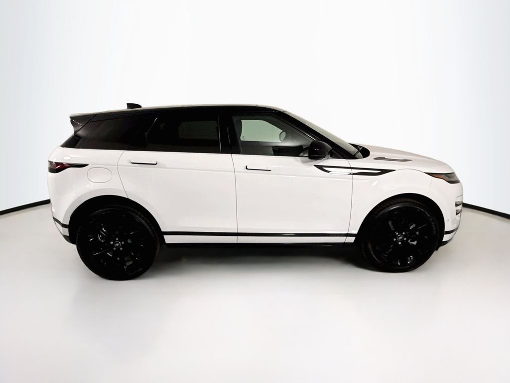 New 2026 Fuji White Land Rover Hoxton Edition image 4