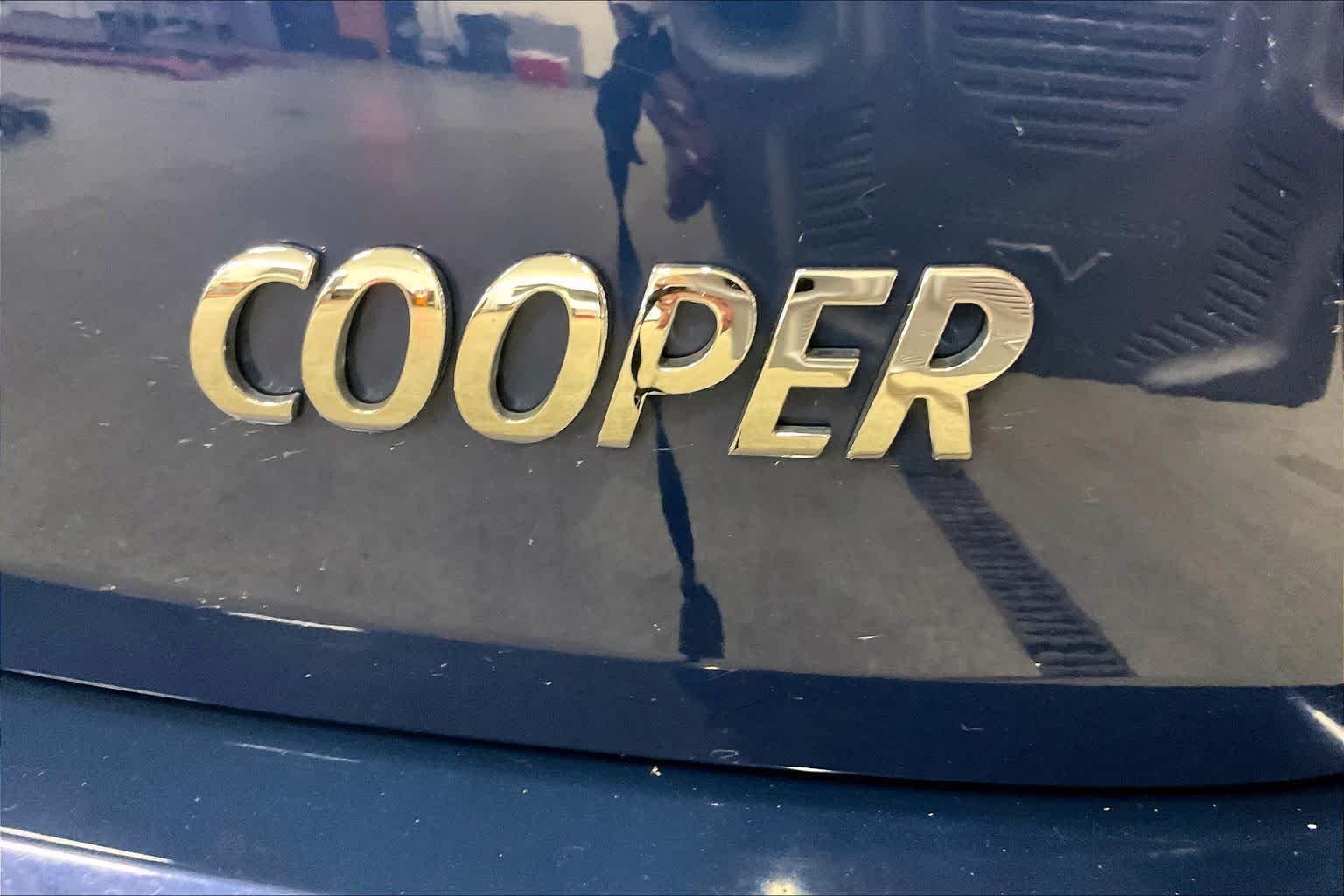 Used 2017 Deep Blue Metallic MINI Cooper image 10