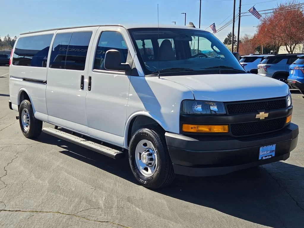 Used 2023 Summit White Chevrolet LS image 8