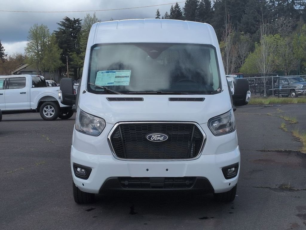 New 2026 Oxford White Ford Passenger Van XLT image 39