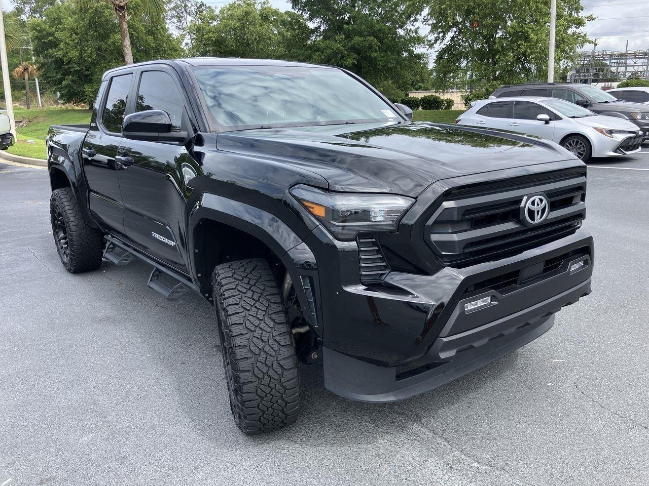 Used 2024 Black Toyota SR5 Double Cab image 7