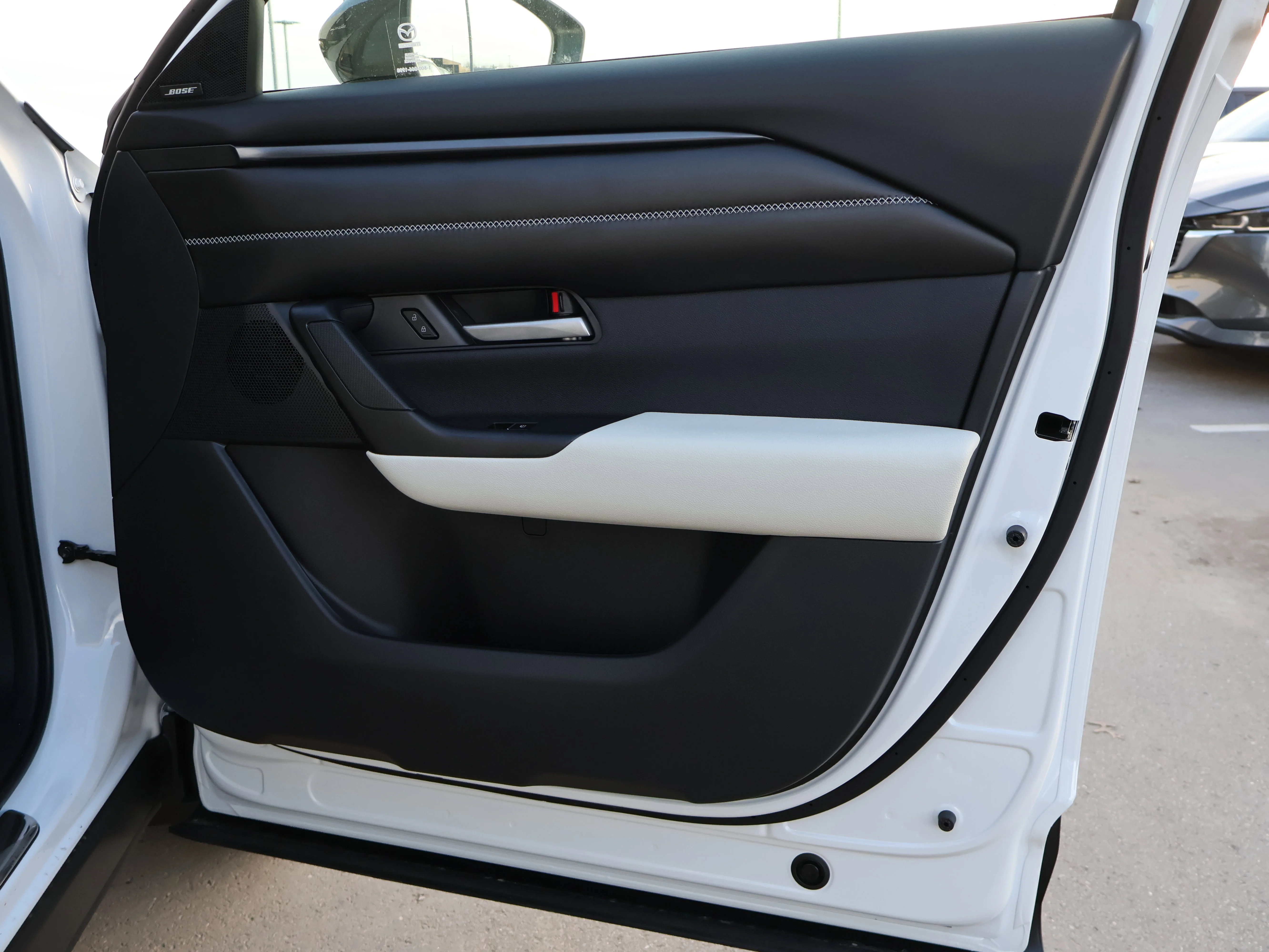 2026 Mazda CX-50 Turbo - Photo 9