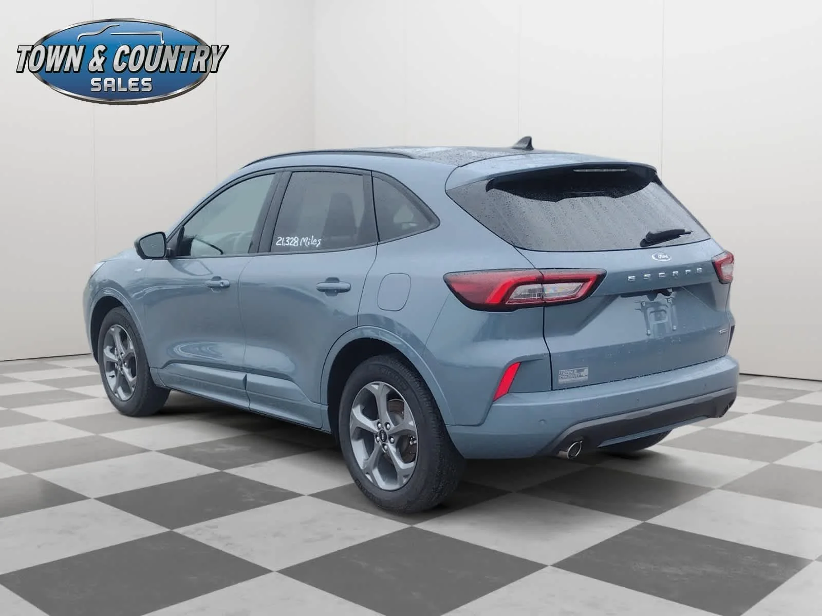 Used 2023 Vapor Blue Metallic Ford ST-Line Select image 5