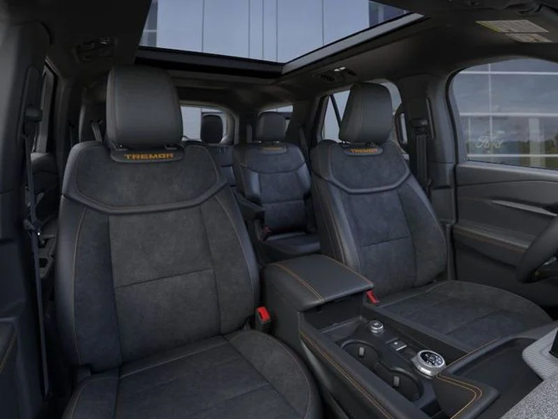 New 2026 Space White Metallic Ford Tremor® image 10