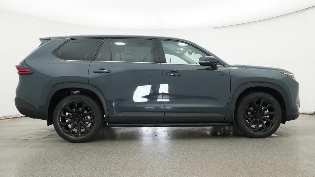 New 2026 Storm Cloud Toyota XLE image 5