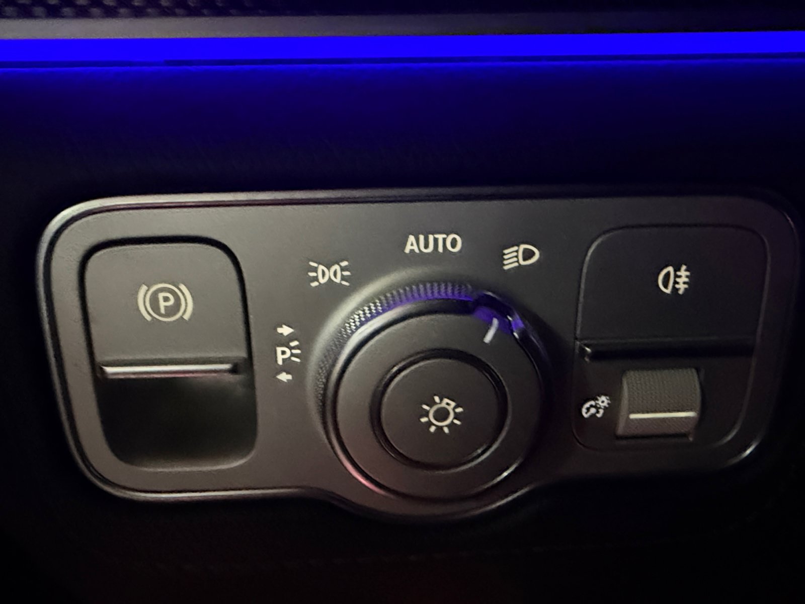 Used 2023 Black Mercedes-Benz AMG® GLE 53 image 25